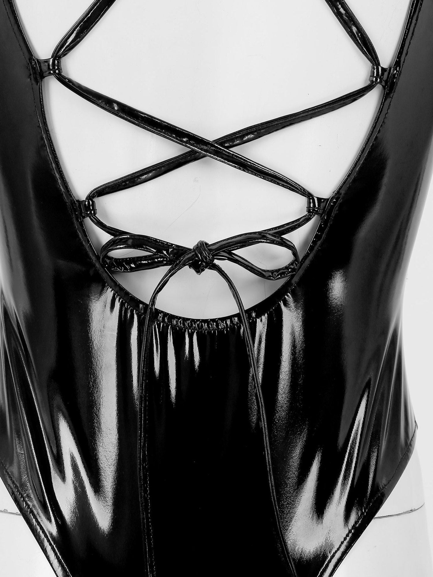 Shiny Body mit Ausschnitt