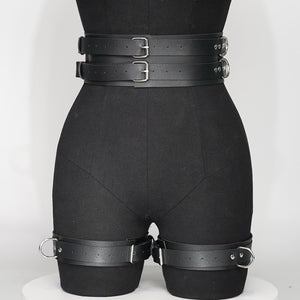 Leg-Harness mit Handfesseln